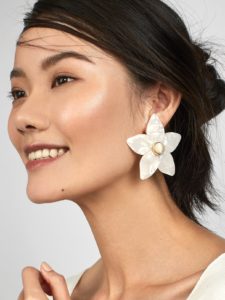 Bauble Bar Amariella Stud Flower Resin Earrings