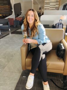 My go-to international flight outfit, what to wear on an international flight, best leggings for travel