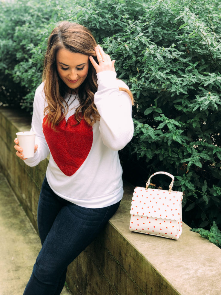 Weekend Reads - Valentine's Day Outfits